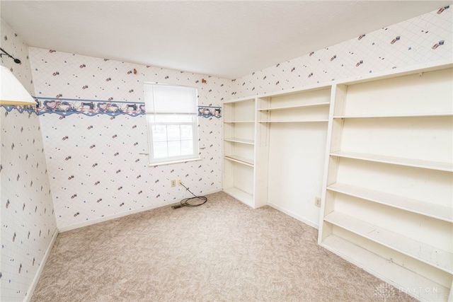 845 Sunset Drive, Englewood, OH 45322