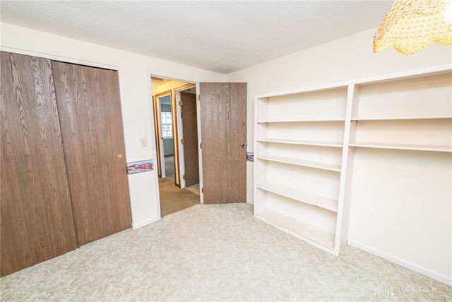 845 Sunset Drive, Englewood, OH 45322