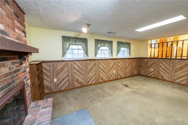 845 Sunset Drive, Englewood, OH 45322