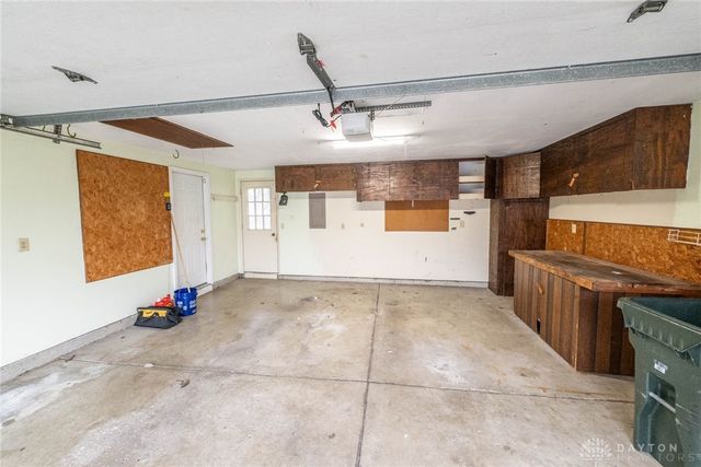 845 Sunset Drive, Englewood, OH 45322