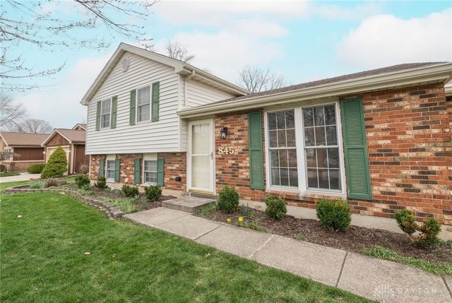 845 Sunset Drive, Englewood, OH 45322