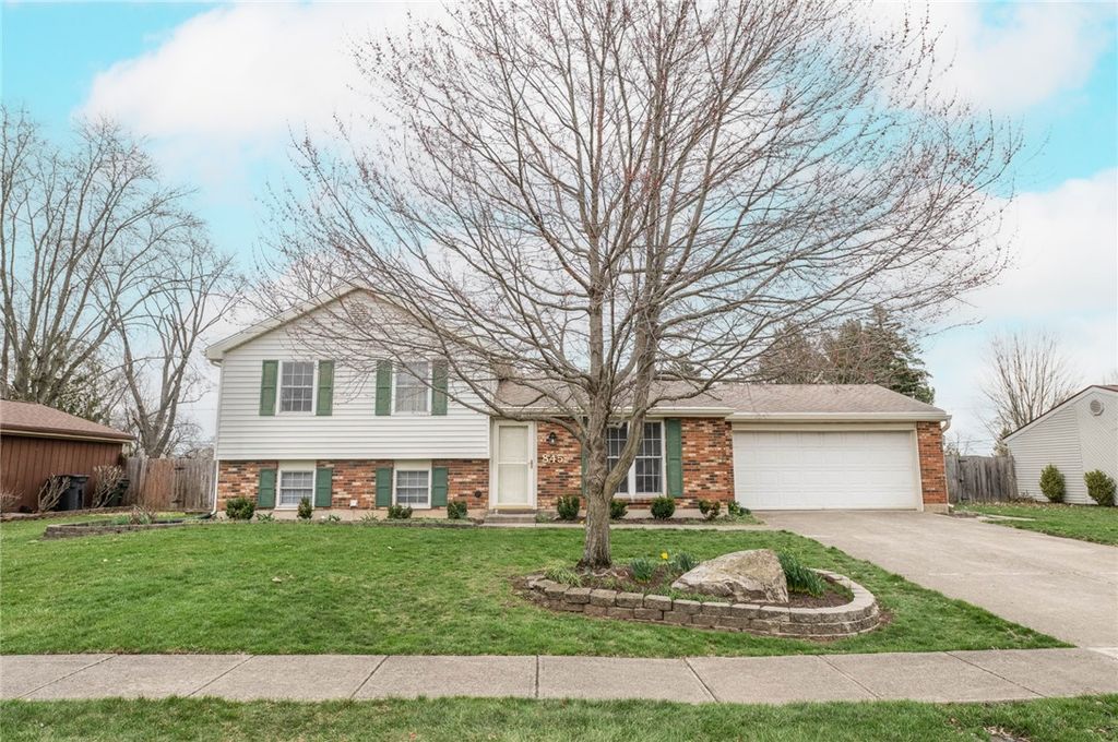 845 Sunset Drive, Englewood, OH 45322