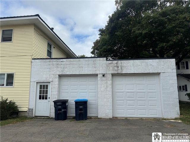 218 West Main Street, Pomfret, NY 14063