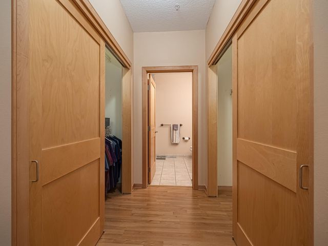 2113 Village Terrace, Bloomington, MN 55431