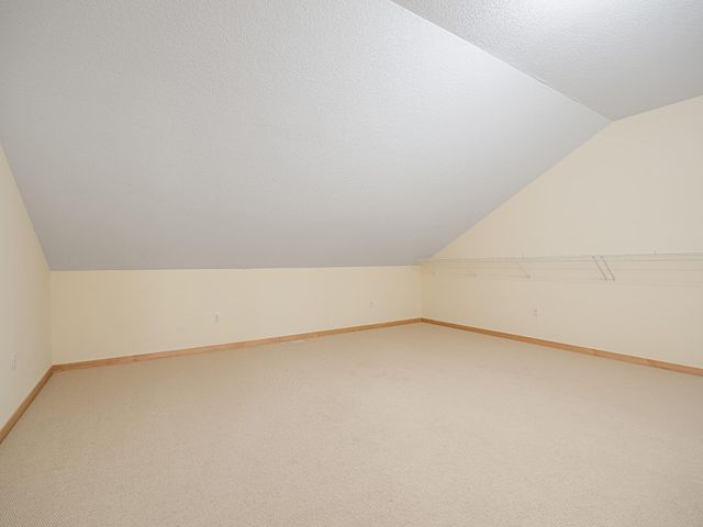 2113 Village Terrace, Bloomington, MN 55431