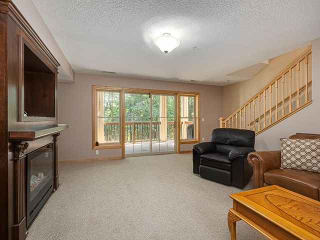 2113 Village Terrace, Bloomington, MN 55431