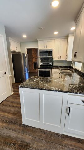 2032 13th Avenue NW, Rochester, MN 55901