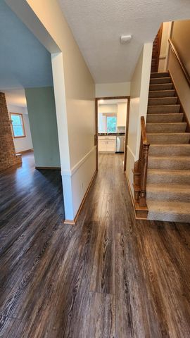 2032 13th Avenue NW, Rochester, MN 55901