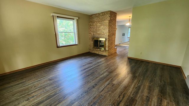 2032 13th Avenue NW, Rochester, MN 55901