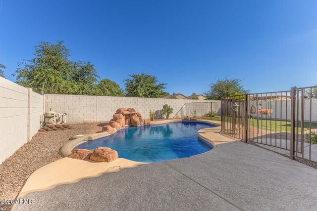 18903 N SHELBY Drive, Maricopa, AZ 85138