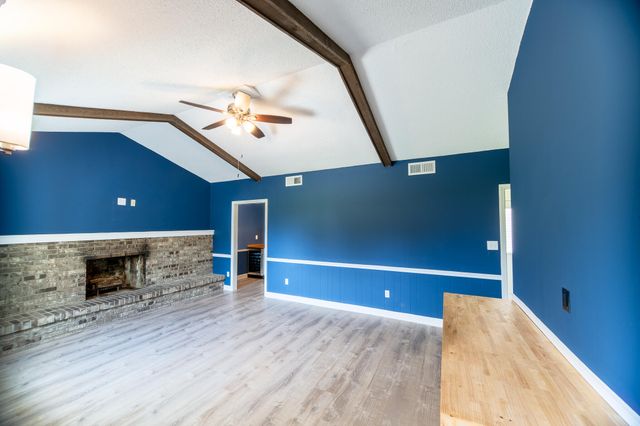 1249 S VICTORIA AVE, Columbia, MO 65201