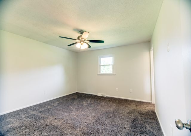 1249 S VICTORIA AVE, Columbia, MO 65201