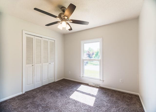 1249 S VICTORIA AVE, Columbia, MO 65201