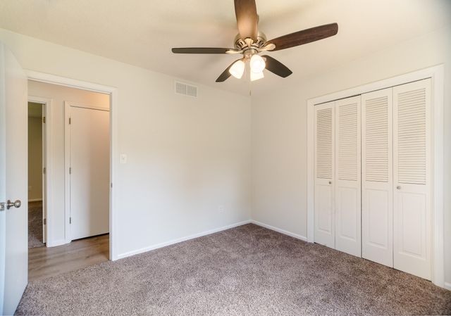 1249 S VICTORIA AVE, Columbia, MO 65201