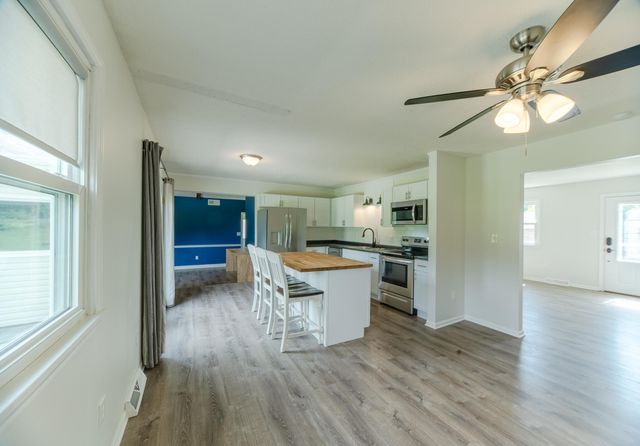 1249 S VICTORIA AVE, Columbia, MO 65201