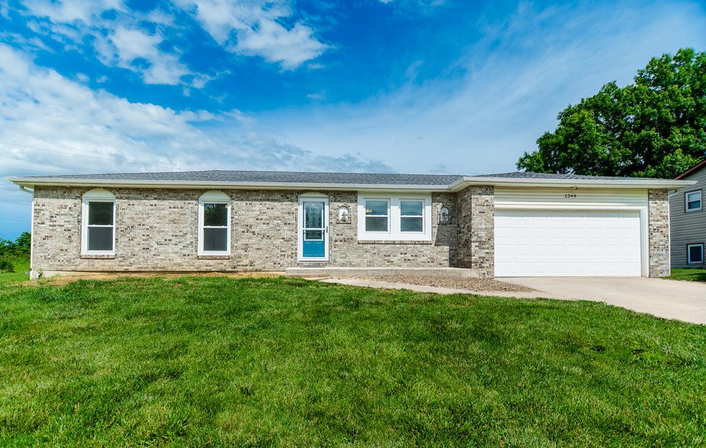 1249 S VICTORIA AVE, Columbia, MO 65201