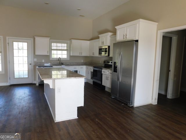 217 Fallen Leaf Drive, Brooklet, GA 30415