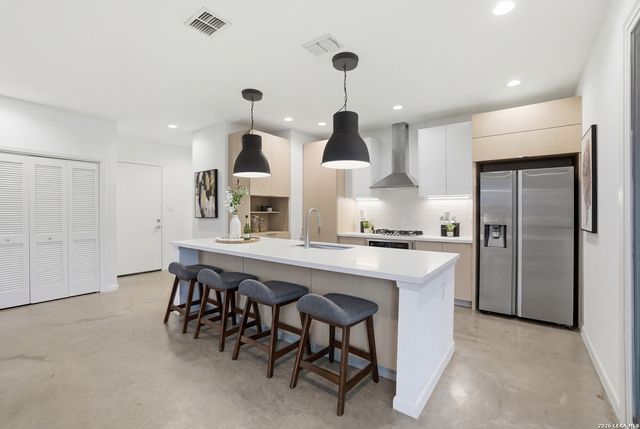 402 Everest, San Antonio, TX 78209