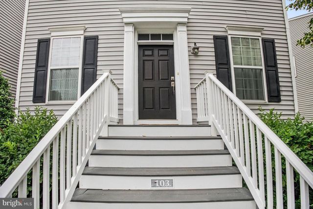 103 TALBOT ST, Mount Joy, PA 17552