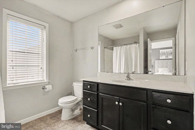 103 TALBOT ST, Mount Joy, PA 17552