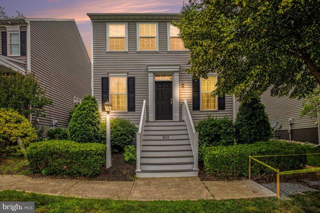 103 TALBOT ST, Mount Joy, PA 17552