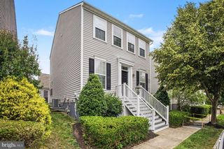 103 TALBOT ST, Mount Joy, PA 17552