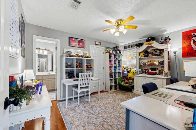 2828 Clearlake Pl, Gulf Breeze, FL 32563