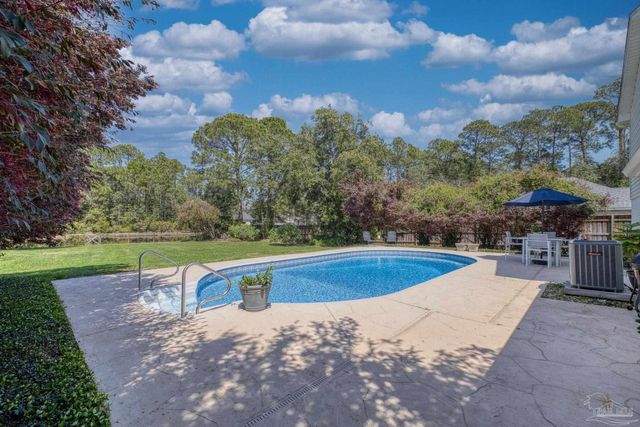 2828 Clearlake Pl, Gulf Breeze, FL 32563