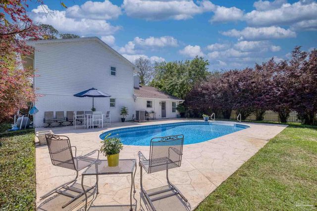 2828 Clearlake Pl, Gulf Breeze, FL 32563