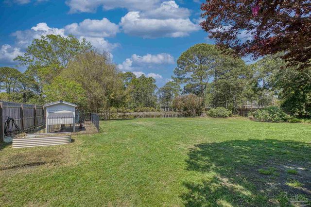 2828 Clearlake Pl, Gulf Breeze, FL 32563