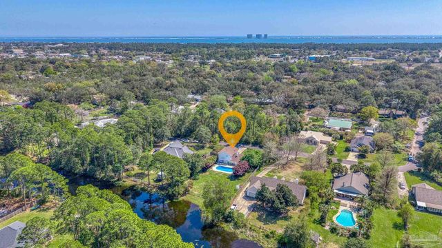 2828 Clearlake Pl, Gulf Breeze, FL 32563