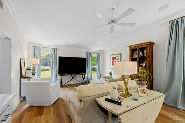 2828 Clearlake Pl, Gulf Breeze, FL 32563