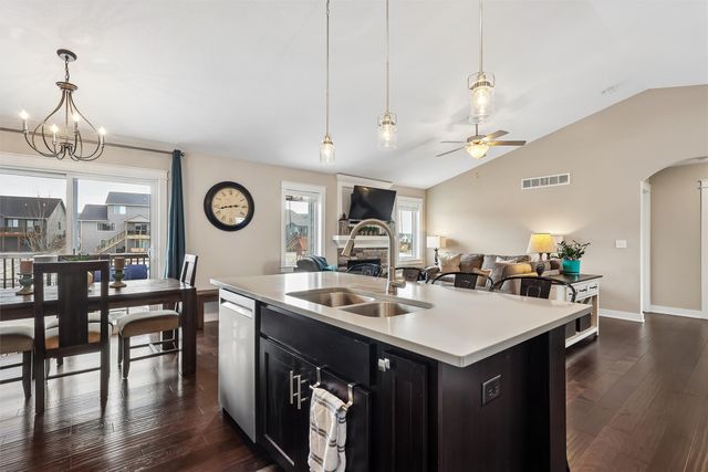 14818 Coyote Drive, Urbandale, IA 50323