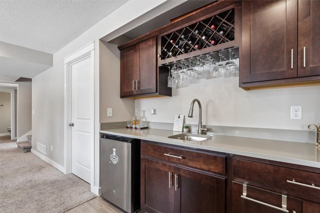 14818 Coyote Drive, Urbandale, IA 50323