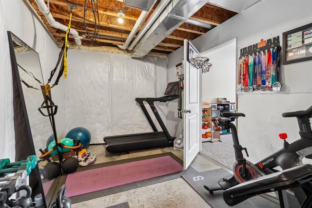 14818 Coyote Drive, Urbandale, IA 50323