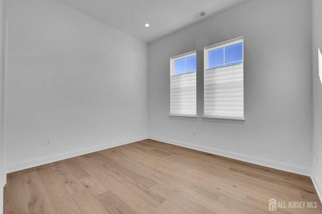 30 Ross Lane, Cranbury, NJ 08512