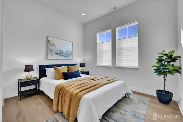 30 Ross Lane, Cranbury, NJ 08512