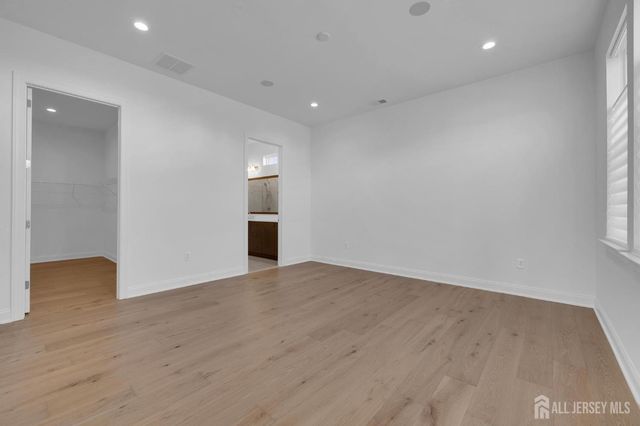 30 Ross Lane, Cranbury, NJ 08512