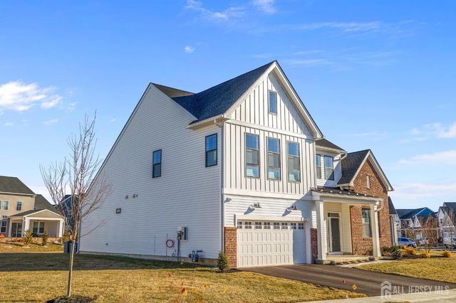 30 Ross Lane, Cranbury, NJ 08512