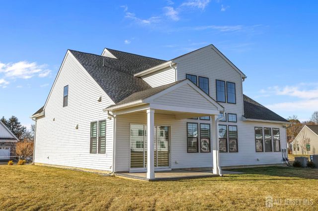 30 Ross Lane, Cranbury, NJ 08512