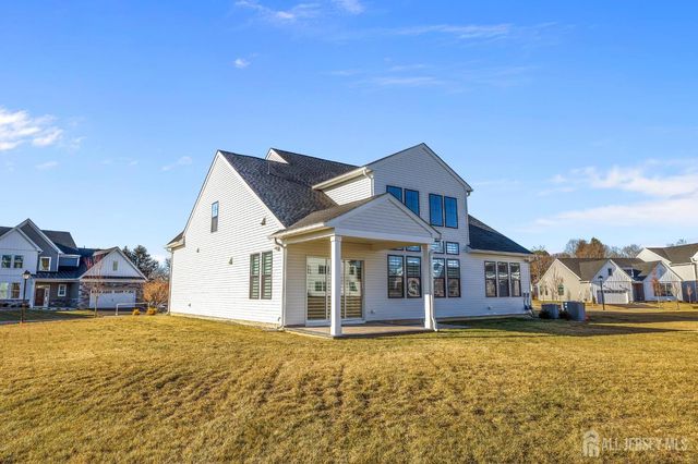 30 Ross Lane, Cranbury, NJ 08512