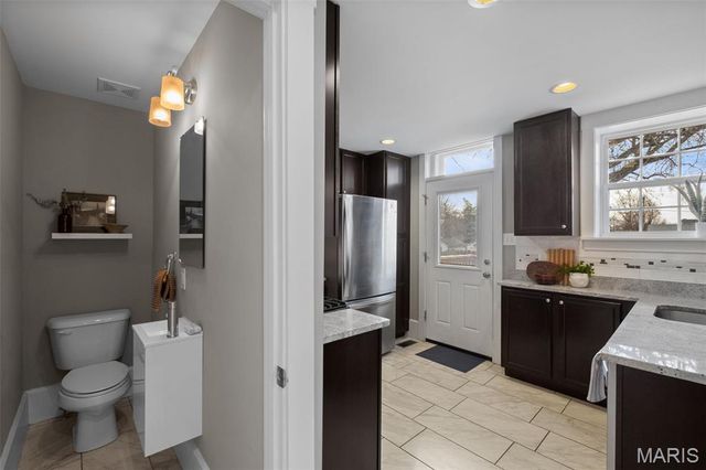 6546 Arsenal Street, St Louis, MO 63139