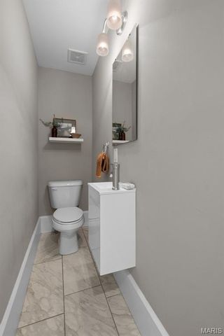 6546 Arsenal Street, St Louis, MO 63139