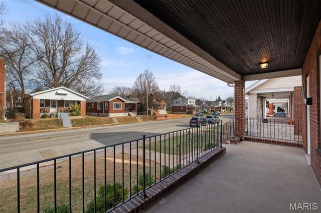 6546 Arsenal Street, St Louis, MO 63139