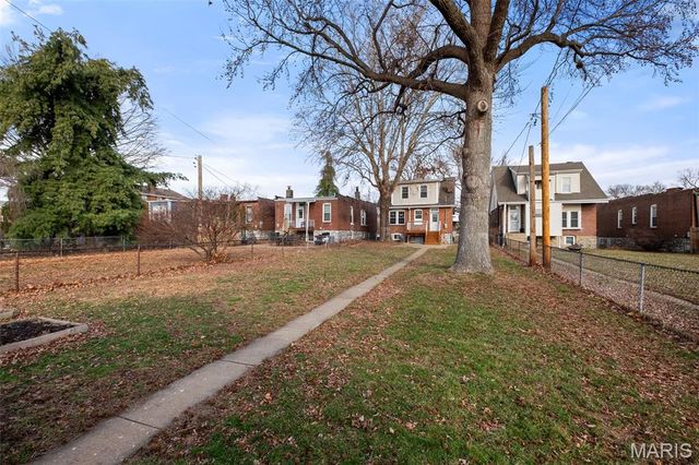 6546 Arsenal Street, St Louis, MO 63139