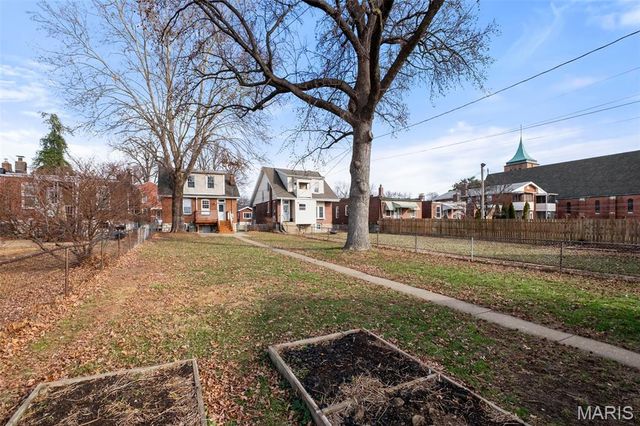 6546 Arsenal Street, St Louis, MO 63139