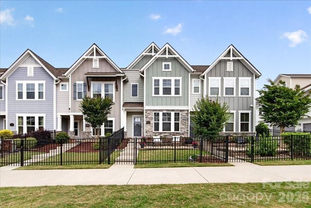 2510 Lydia Avenue, Charlotte, NC 28205