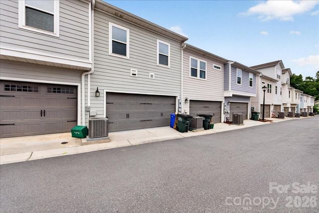 2510 Lydia Avenue, Charlotte, NC 28205
