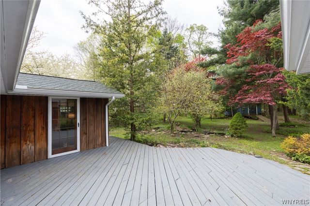 410 Chairfactory Road, Elma, NY 14059