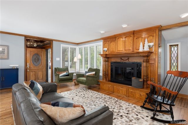 410 Chairfactory Road, Elma, NY 14059